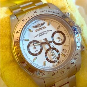 BRAND NEW -  STAINLESS STEEL TIMEPIECE